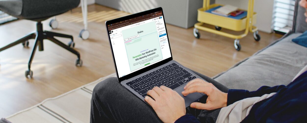 <mark style="background-color:rgba(0, 0, 0, 0)" class="has-inline-color has-forest-color">1.</mark> <strong>Identify content to personalize</strong>